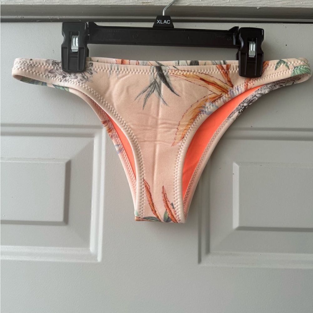 Triangl Swimwear Womens Cheeky Bikini Hipster Bottom Size S Floral Tan